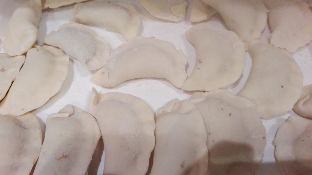 pierogi z kapusta i grzybami